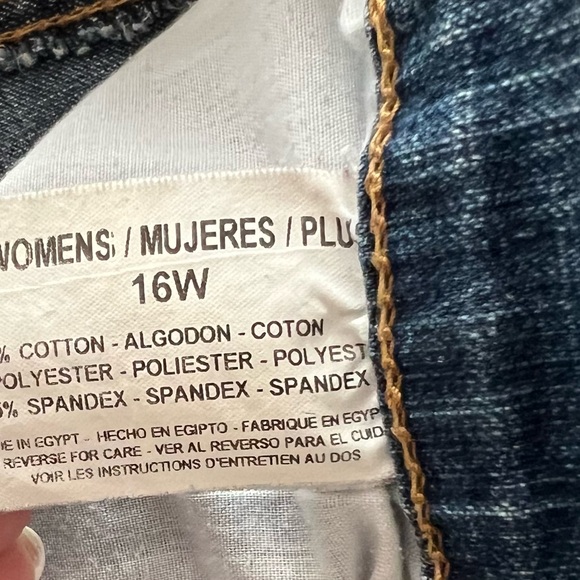 Jeanstar Jeans Womens Size 16W Cropped Capri Stretch Light Wash Denim Studded - Picture 6 of 12